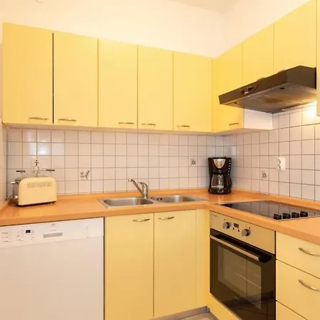 Doris, Krk Apartman Krk Town