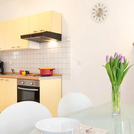 Doris, Krk * Krk Town