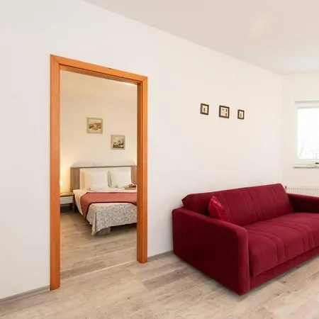 Apartman Doris, Krk *