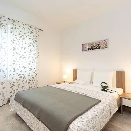 Apartman Doris, Krk